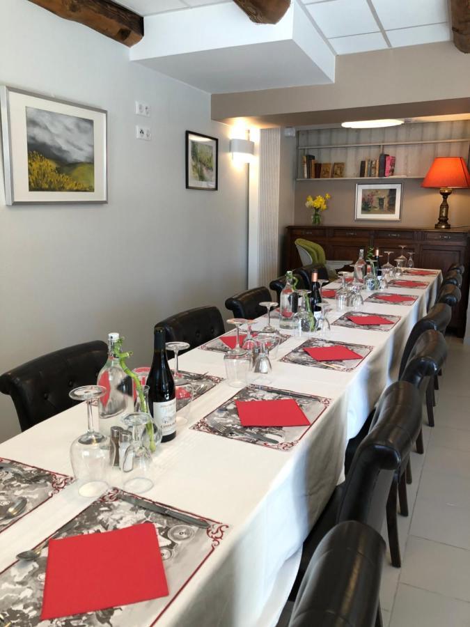 Auberge Du Cezallier Montgreleix エクステリア 写真